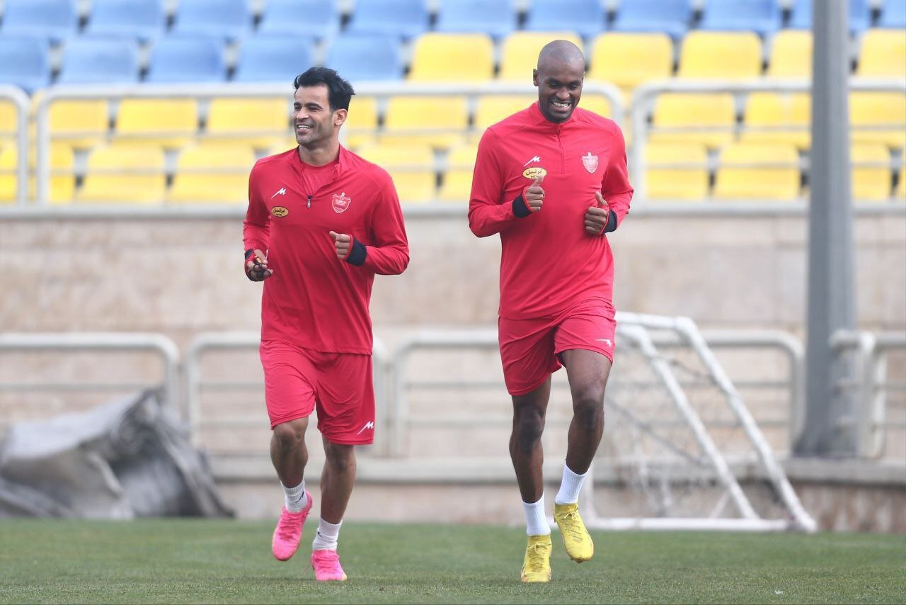 تصاویر نخستین تمرین ۲ خرید جنجالی جدید پرسپولیس