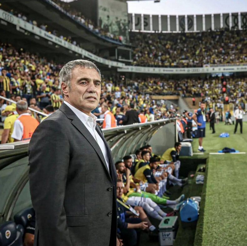 خوزه گونزالز  سرمربی جدید پرسپولیس