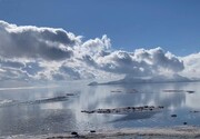 تصاویر جدید از بیرون زدن چشمه‌ها در دریاچه ارومیه + فیلم