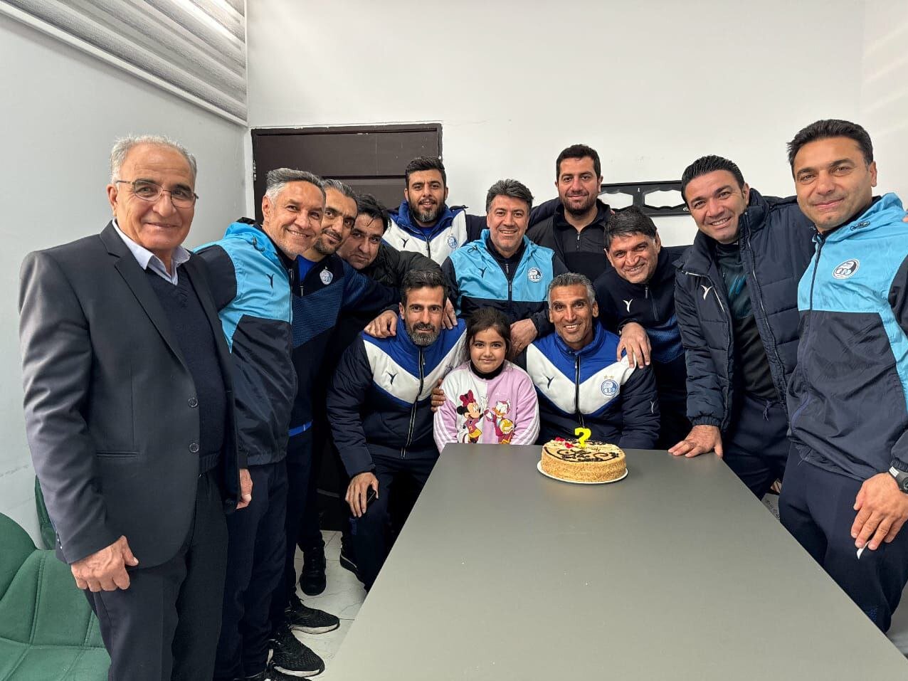 مهمان ویژه هاشمی نسب در شب تولدش + عکس