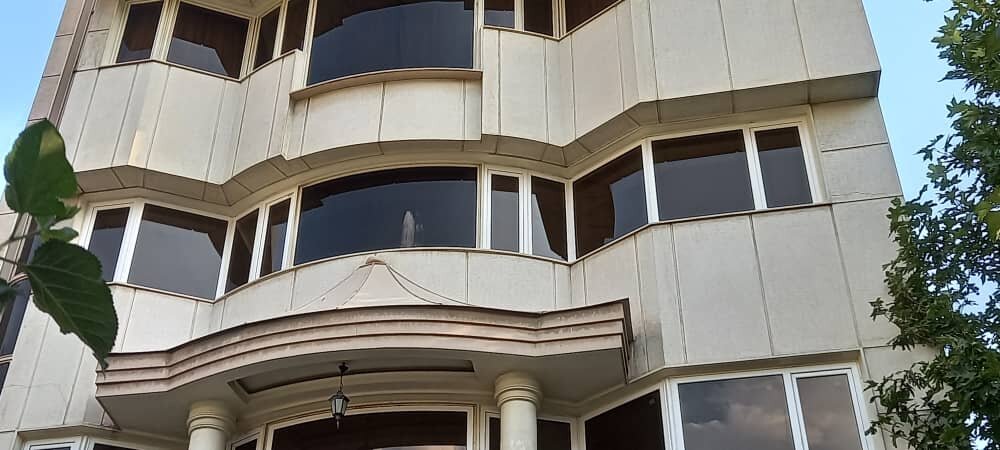 عوامل تاثیرگذار در قیمت پنجره دوجداره