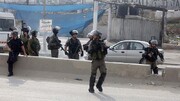 دزدی سربازان اسرائیلی از خانه فلسطینی‌ ها | ببینید