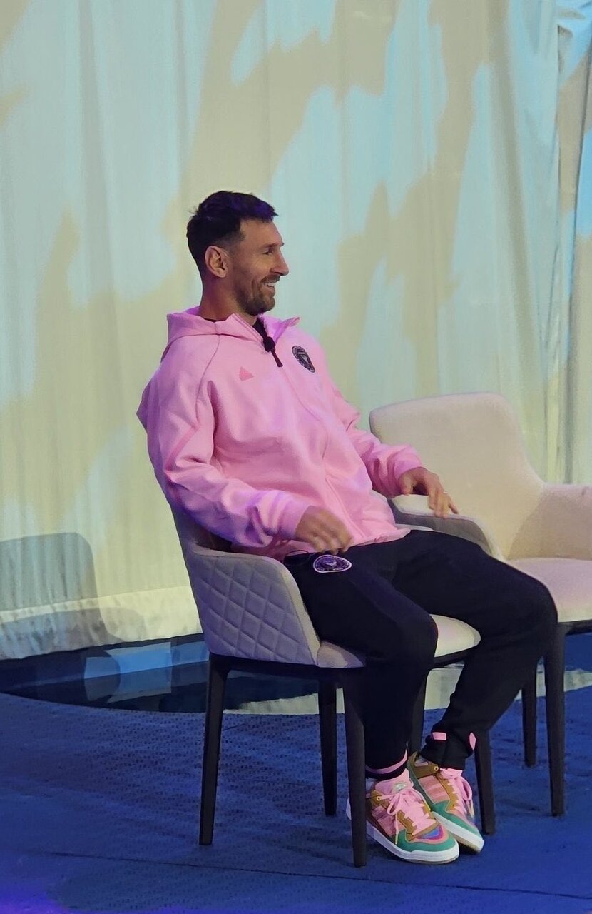 کفش جدید مسی سوژه کاربران شد