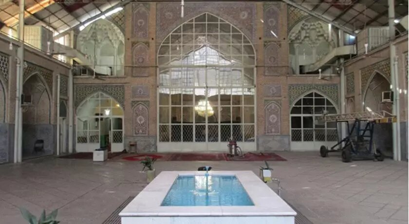 نخستین استیضاح ملی در مسجد آذربایجانی‌ها
