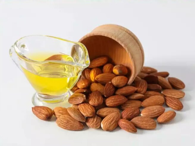 فواید شگفت انگیز روغن بادام برای سلامت بدن