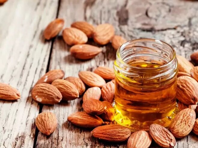 فواید شگفت انگیز روغن بادام برای سلامت بدن