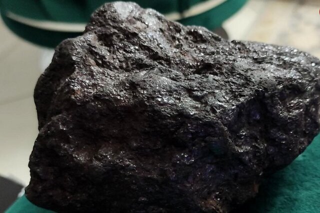 شهابسنگ شگفت انگیز مریخی در ایران | عکس