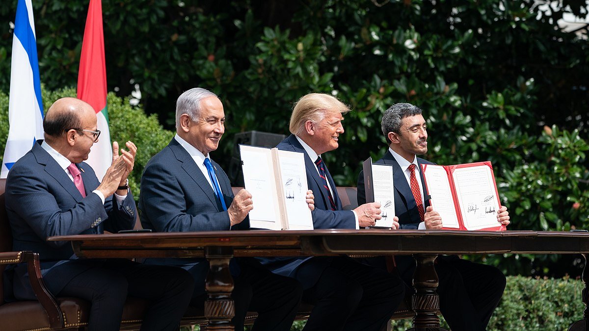 کاخ سفید از گذشته عبرت نمی‌گیرد؟ | ردپای جنون آمریکایی در جنگ امروز غزه  