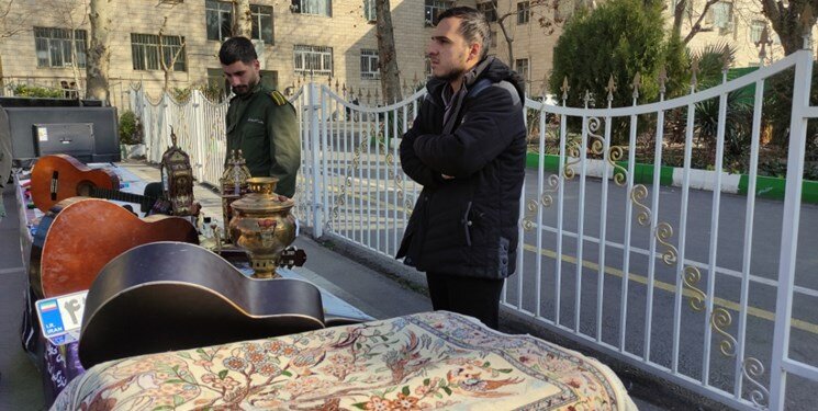 طاها ۱۵ ساله یک زورگیر ...! | موبایل قاپی آقای املاکی در زمان بیکاری! از اخاذی در پوشش مامور قلابی شهرداری تا سرقت با موتور قسطی!