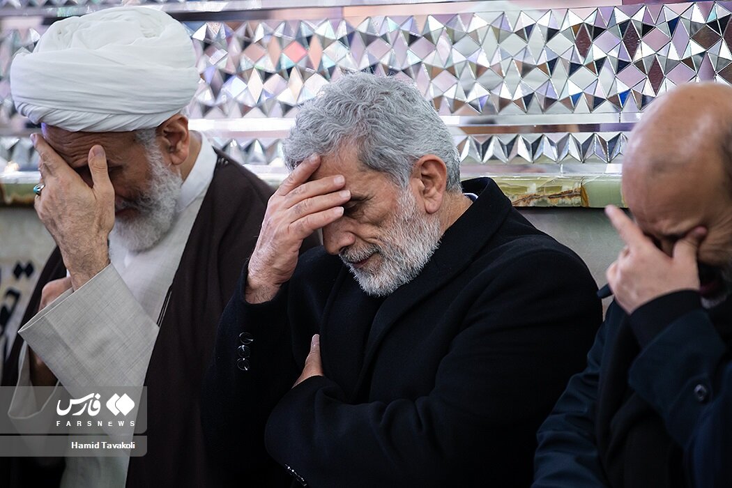 حضور سرداران سپاه در مراسم چهلم شهادت سردار سید رضی موسوی | کدام فرماندهان آمدند؟ | پوشش متفاوت سرداران را ببینید