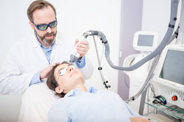 آیا لیزر میتواند جای جوش را از بین ببرد؟