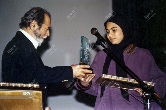 اختتامیه چهاردهمین دوره جشنواره فیلم فجر ۱۳۷۴