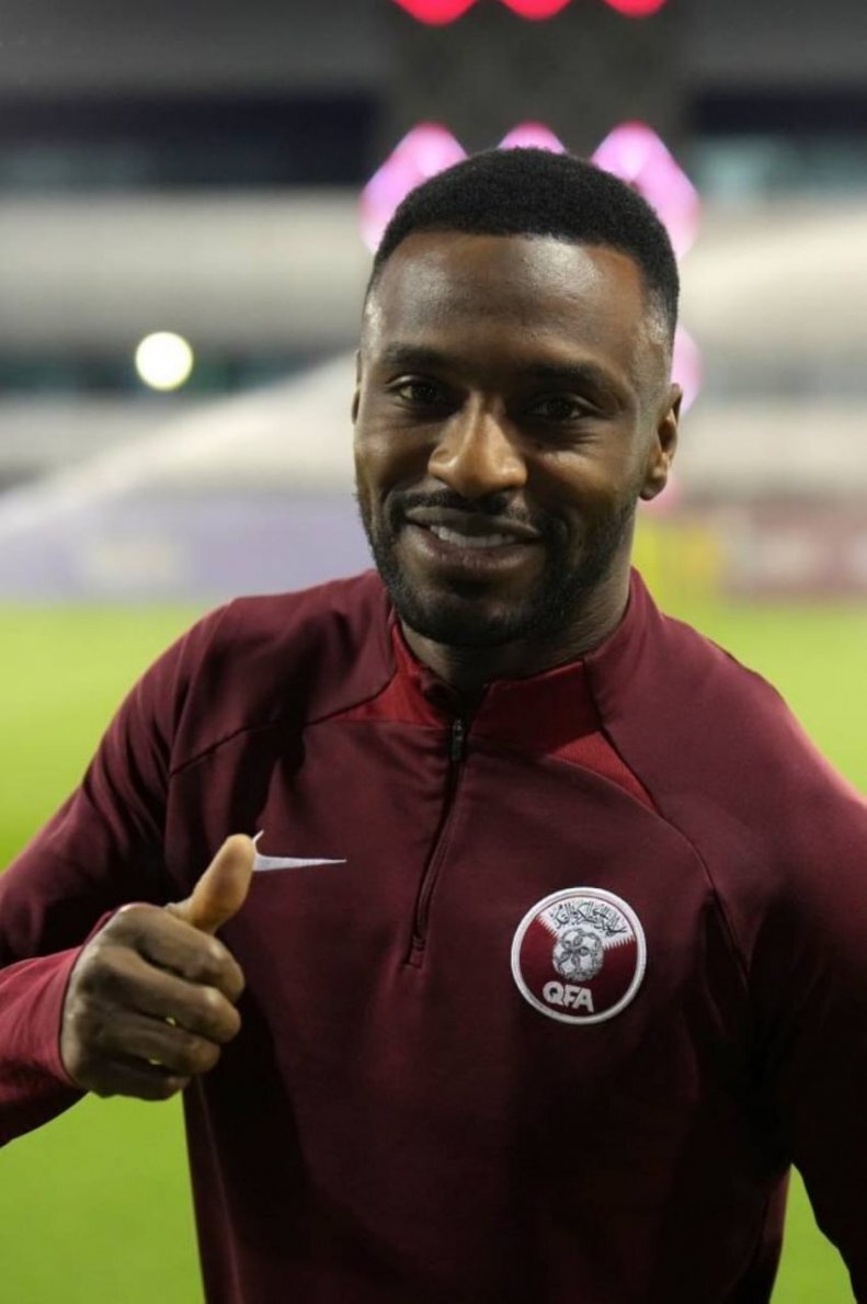 هافبک تیم ملی قطر: بازیکنان قطر در اوج تمرکز هستند | با یکدیگر عهد بستیم از سد ایران بگذریم