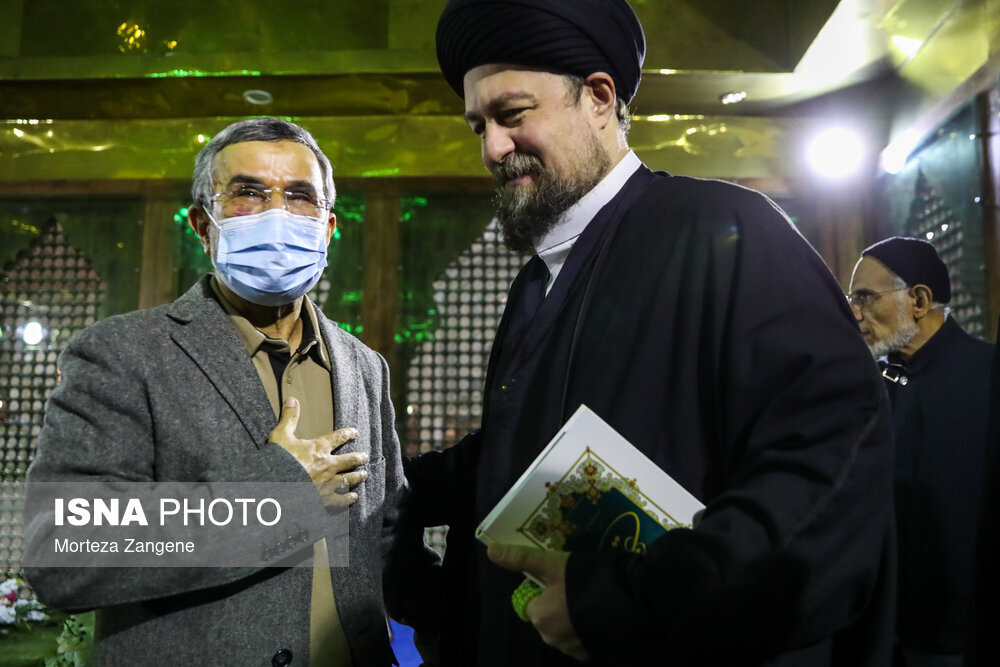 خوش و بش احمدی نژاد با سیدحسن خمینی | عکس