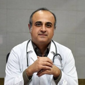 دکتر بابک پورقلیچ، پزشک عمومی و رئیس دفتر تهران انجمن پزشکان عمومی ایران 