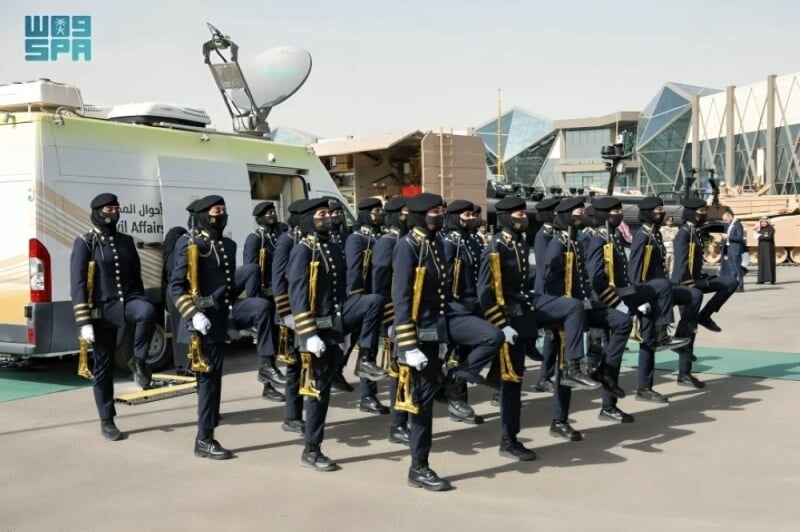 تصاویر رزمایش و رژه نیروهای امنیتی زن در عربستان