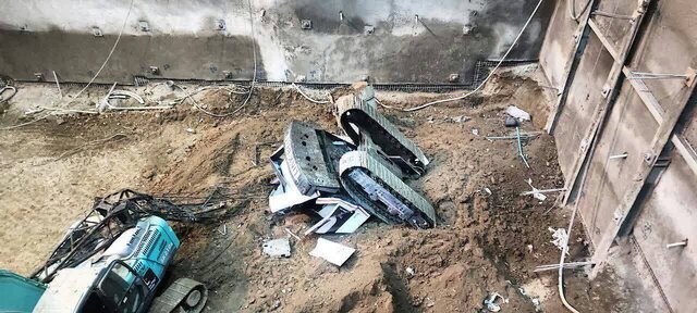 عکس | مرگ وحشتناک یک نفر با سقوط جرثقیل در زعفرانیه تهران