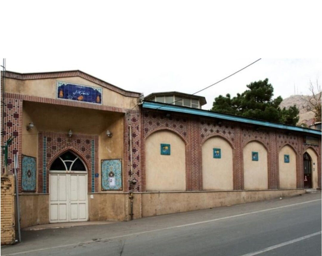 چگونه باستانیکاران جمارانی صاحب پاتوق شدند؟ | حاج احمد آقا اینجا ورزش میکرد