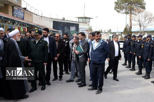 سرکشی رئیس قوه قضاییه از زندان مرکزی اصفهان
