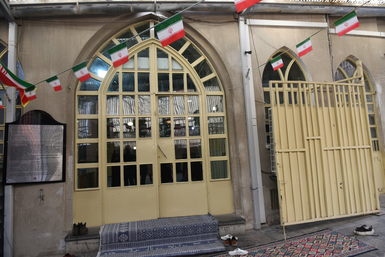 تکیهای قاجاری که معروفترین حسینیه شد