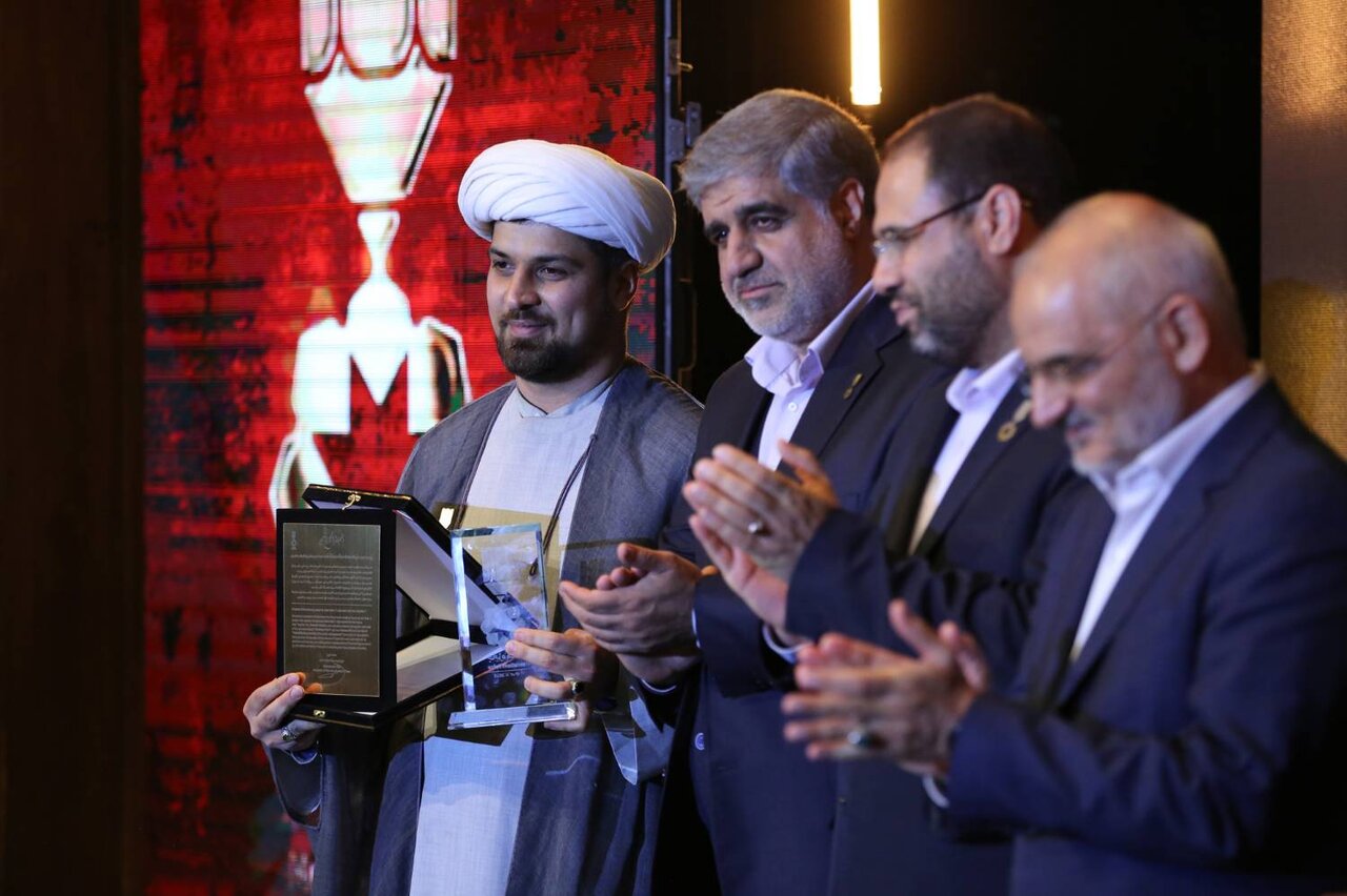 این ها خاص ترین معلمان ایران هستند | معلمی که از سارقان کاسبان معتمد ساخت