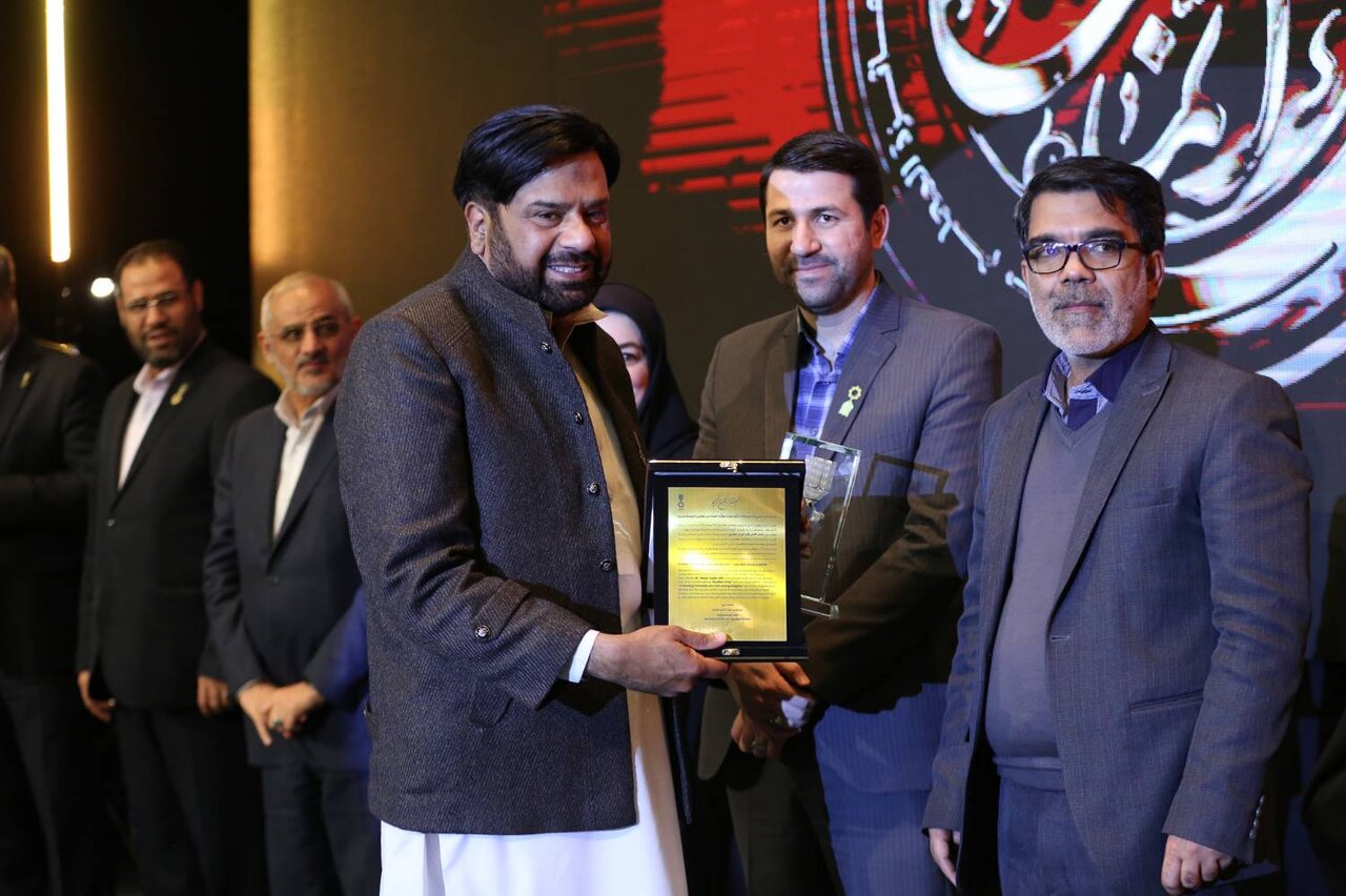 این ها خاص ترین معلمان ایران هستند | معلمی که از سارقان کاسبان معتمد ساخت