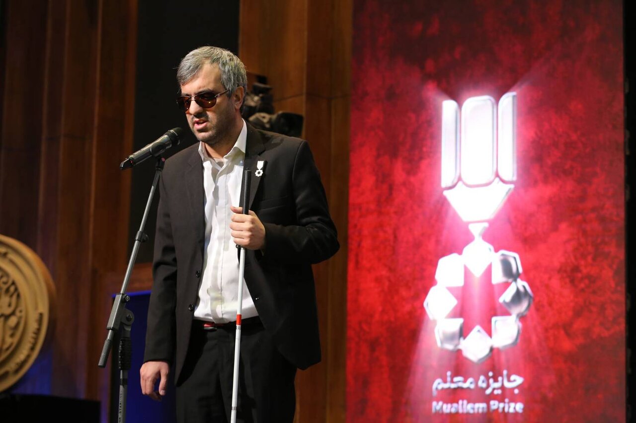 این ها خاص ترین معلمان ایران هستند | معلمی که از سارقان کاسبان معتمد ساخت
