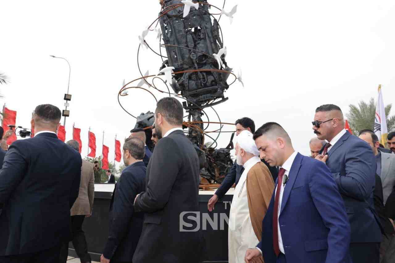 اژه ای در یادمان محل شهادت شهید سلیمانی در فرودگاه بغداد | عکس