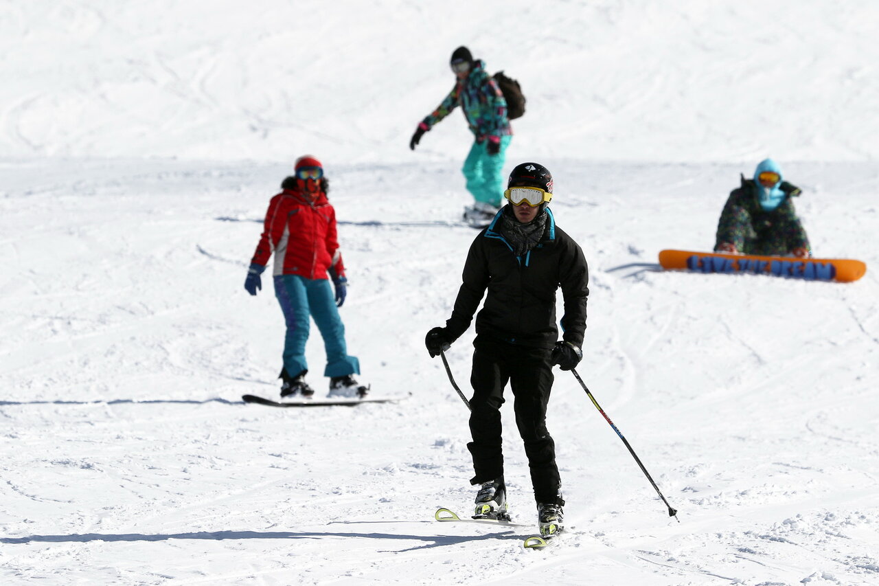 پیست های اسکی، یکی از بهترین مقاصد گردشگری این روزها هستند ؛ هیجان در پیچ و خم‌ ارتفاعات