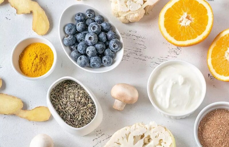 با این غذاها پیر نمیشوید !