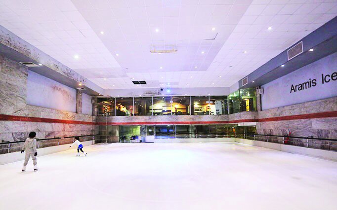 اسکی روی یخ در قلب پایتخت | این پاتوق ها بدون برف هم، سرد و یخی اند
