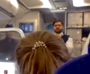کتک‌ زدن خلبان در هواپیما | مهماندار به گریه افتاد!