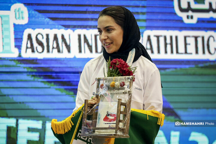 قهرمانی «فرزانه فصیحی» با رکوردشکنی| کسب مدال طلای دومیدانی در آسیا