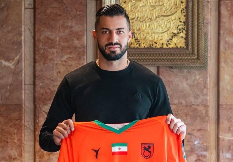 هافبک استقلال راهی به مس رفسنجان پیوست