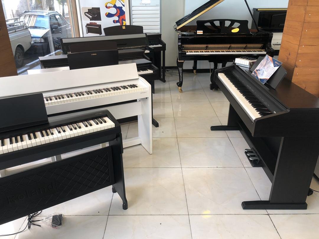 راسته های عرضه وسایل موسیقی در تهران کجاست؟ ؛ نت به نت در کوچهها و خیابانها