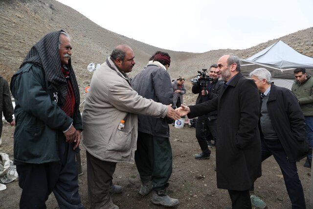 تصاویر جالب از پشت صحنه نون خ ۵ | بازیگران جدید سریال از کدام استان هستند؟