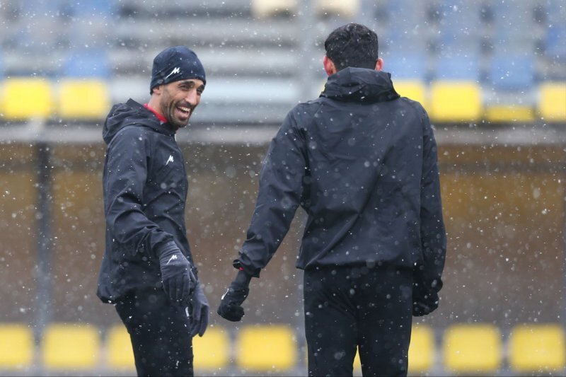 برف تمرین پرسپولیس را پوشاند