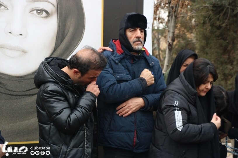 چهرههایی که برای بدرقه پردیس افکاری آمدند + تصاویر | مراسم خاکسپاری زنده یاد افکاری