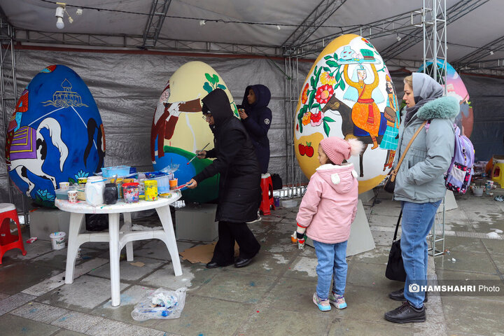 جشنواره تخم‌مرغ رنگی نوروزی در پارک ملت |تصاویر