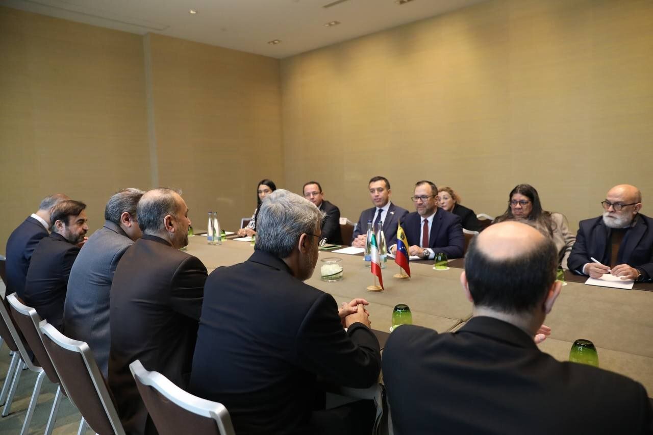 دعوت امیرعبداللهیان از همتای ونزوئلایی برای سفر به ایران | جزئیات دیدار و گفتگو در ژنو