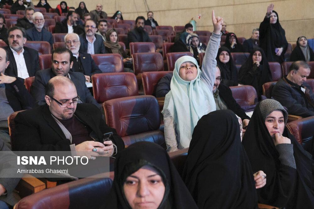 تصاویر جالب از اجتماع نامزدهای حوزه انتخابیه تهران | تصاویر
