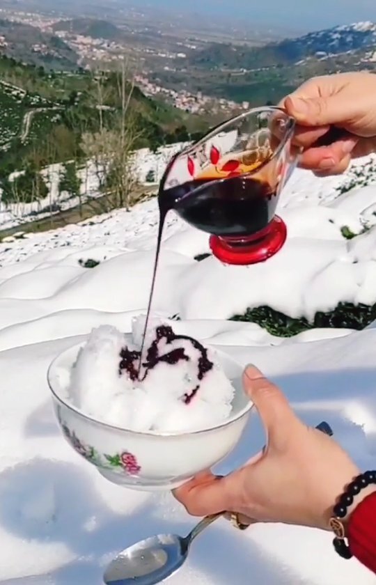 بفرمایید برف و شیره!