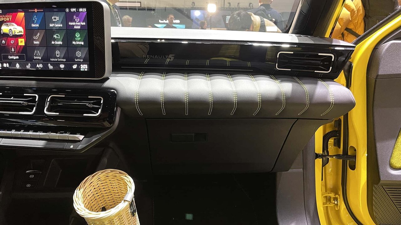 تصاویر | آپشن جالبی که فقط رنو ۵ جدید دارد!