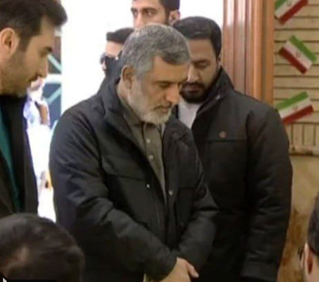 فرماندهان عالیرتبه پای صندوق رای + تصاویر | کدام سرداران و امیران تاکنون رای داده اند؟