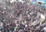 هزاران سرپل ذهابی برای پیروزی نامزدشان رقصیدند! | ببینید