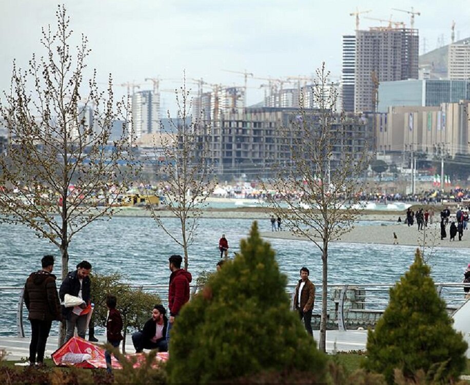 گردشگری در حاشیه بزرگراهها و بوستانهای تهران