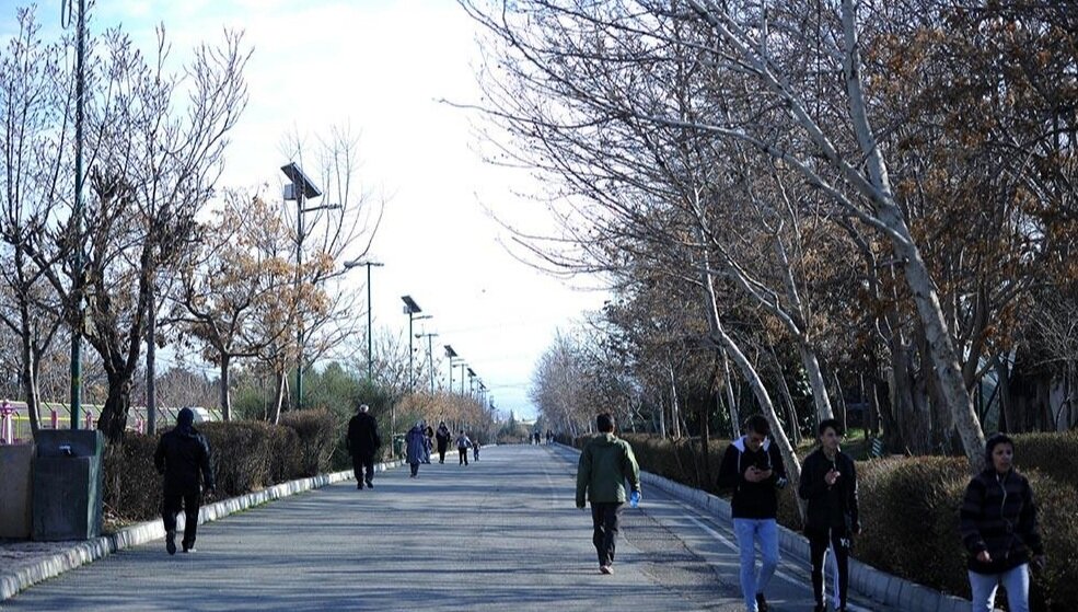 گردشگری در حاشیه بزرگراه‌ها و بوستان‌های تهران