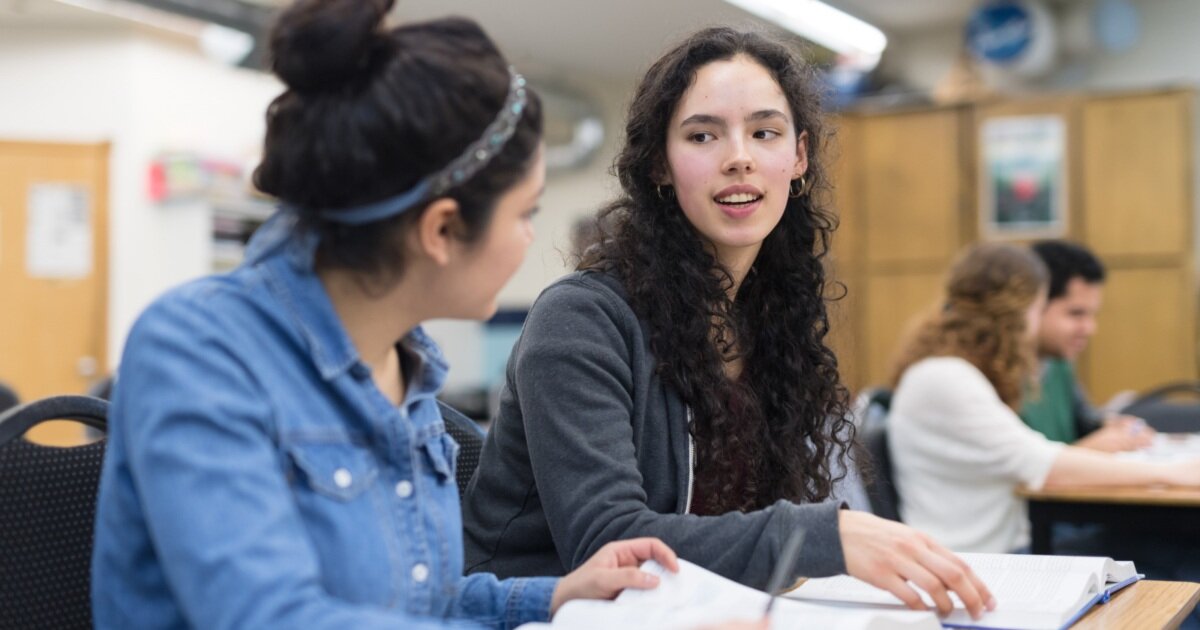 آکروفوبیا چیست؟ | ۶ نکته موثر برای غلبه بر ترس از ارتفاع