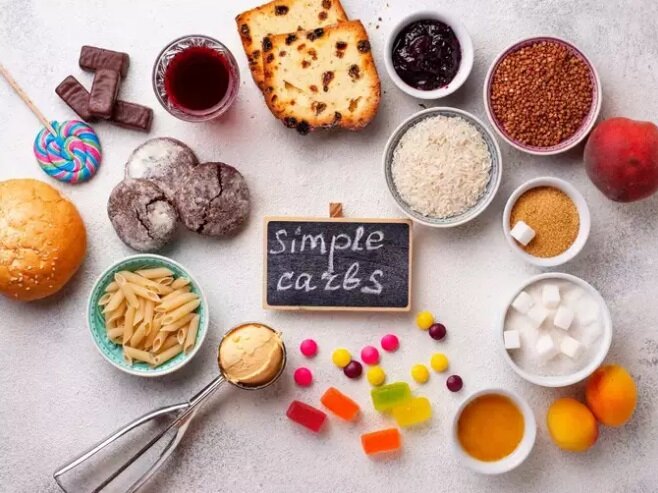 این ۵ عادت غذایی قند خون را به سرعت افزایش میدهند | چه عاداتی باعث کنترل قند خون میشوند؟