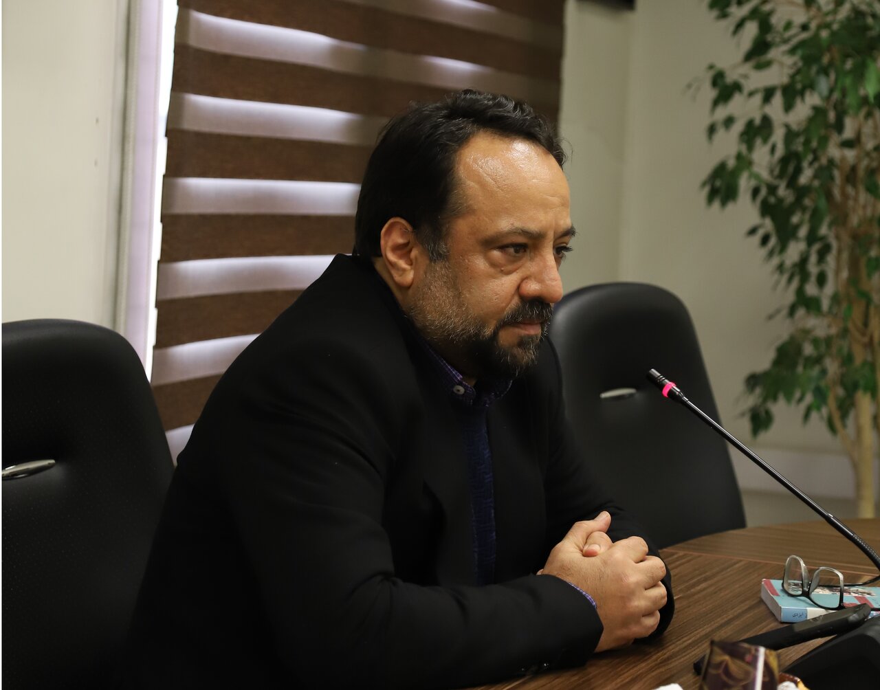 فراواقعیت؛ بتی در روزگار غلبه رسانه